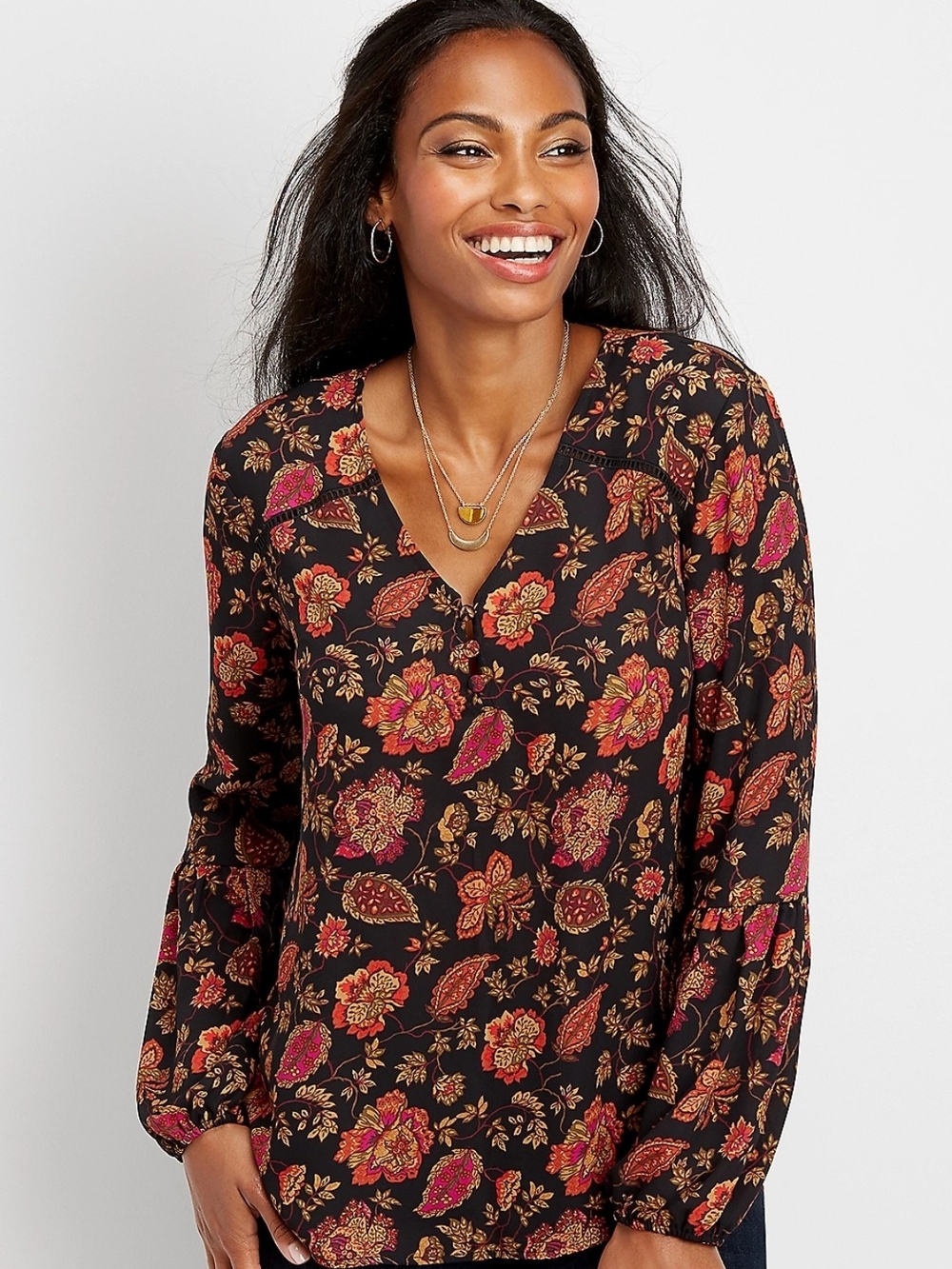 Women's Black Floral V-Neck Long-Sleeve Blouse